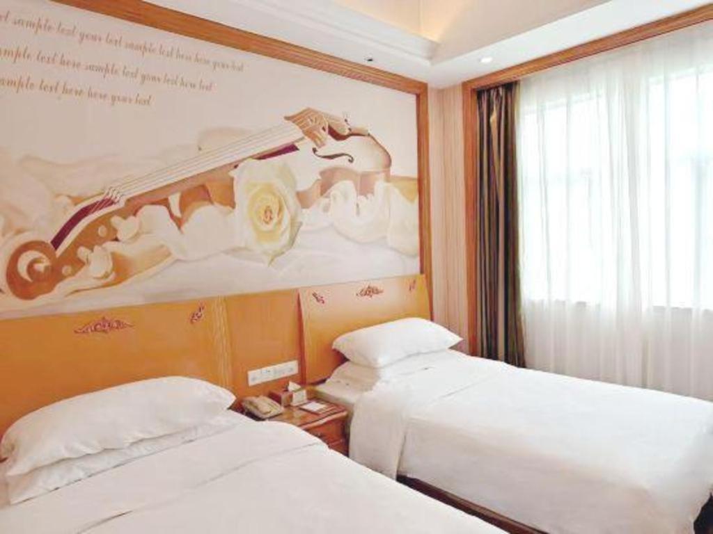 Vienna Classic Hotel Guangdong Yangxi Moon Bay Εξωτερικό φωτογραφία
