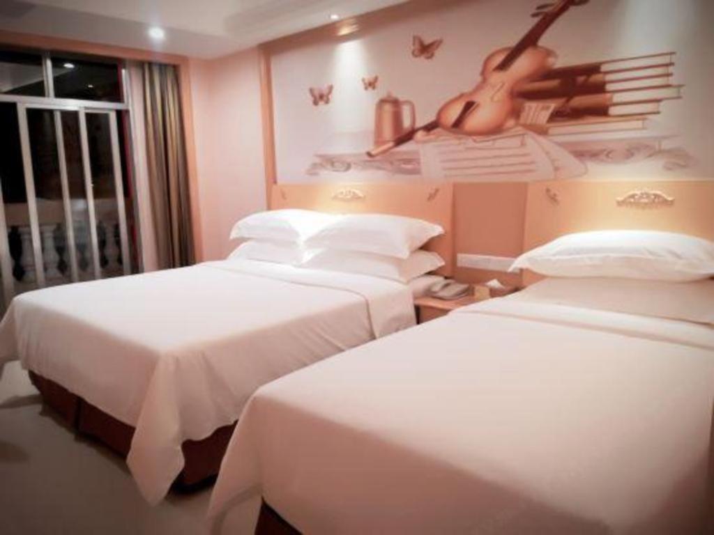 Vienna Classic Hotel Guangdong Yangxi Moon Bay Εξωτερικό φωτογραφία