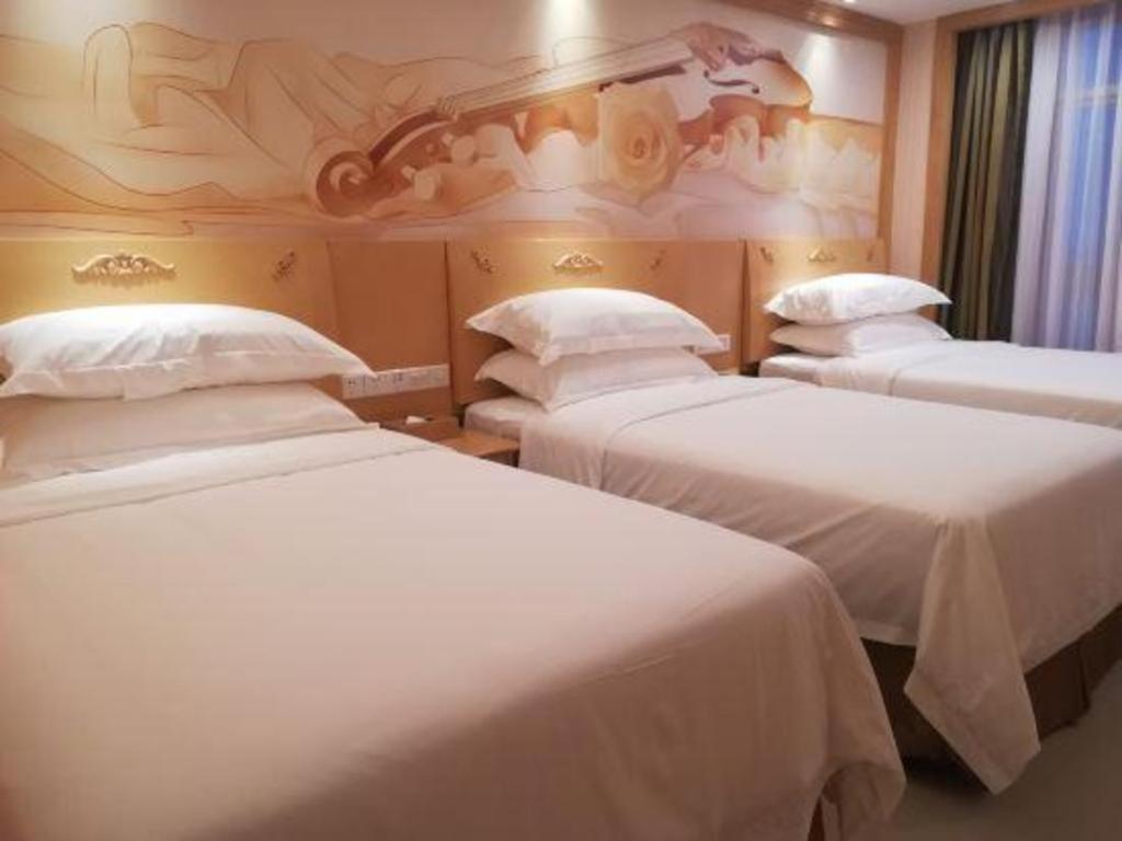 Vienna Classic Hotel Guangdong Yangxi Moon Bay Εξωτερικό φωτογραφία