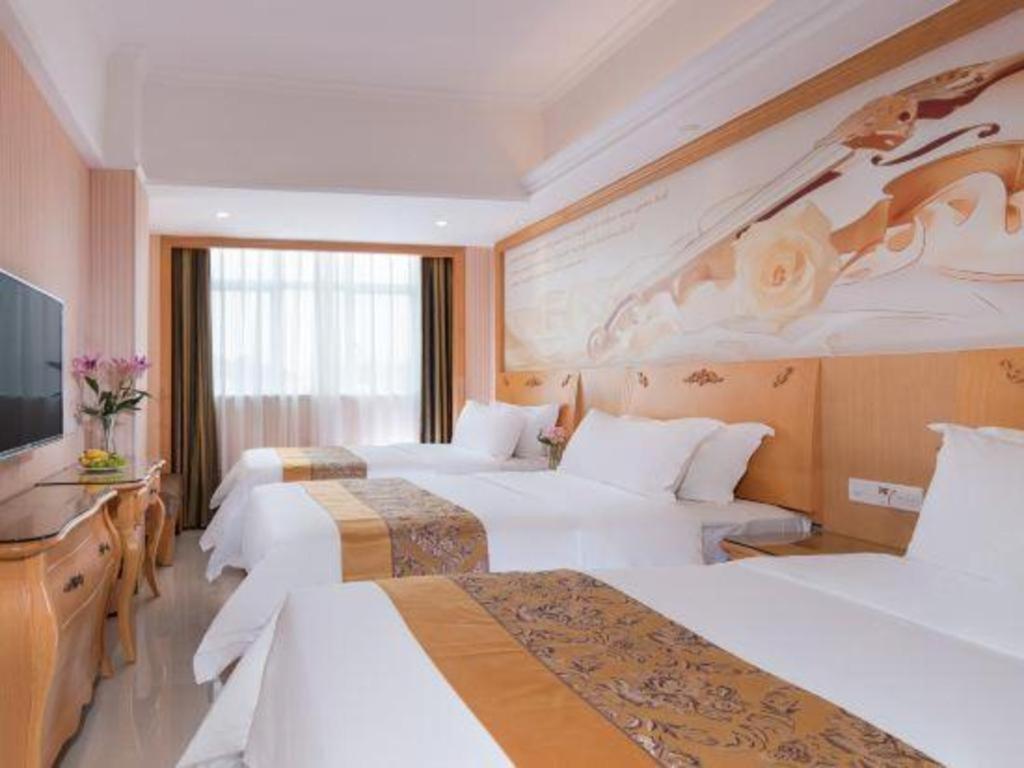 Vienna Classic Hotel Guangdong Yangxi Moon Bay Εξωτερικό φωτογραφία