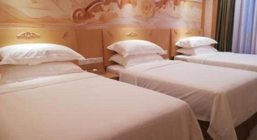 Vienna Classic Hotel Guangdong Yangxi Moon Bay Εξωτερικό φωτογραφία