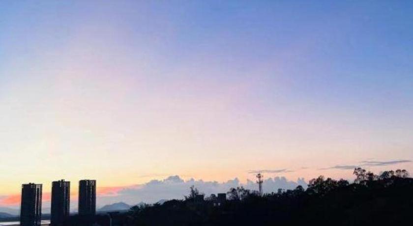 Vienna Classic Hotel Guangdong Yangxi Moon Bay Εξωτερικό φωτογραφία